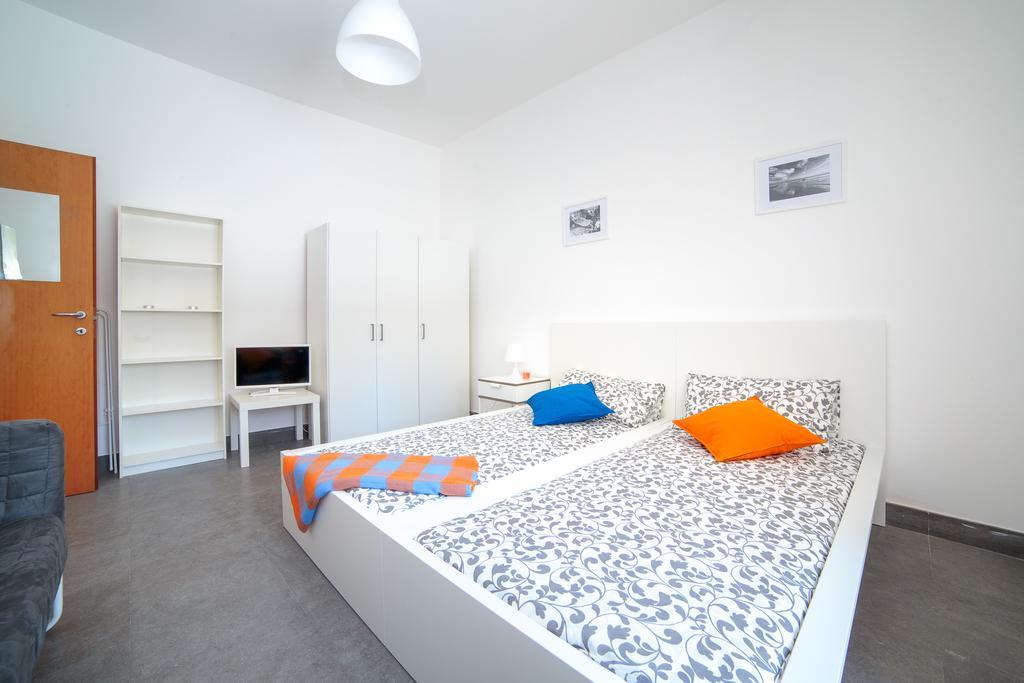 Ponte Tiberio Apartment Ρίμινι Εξωτερικό φωτογραφία